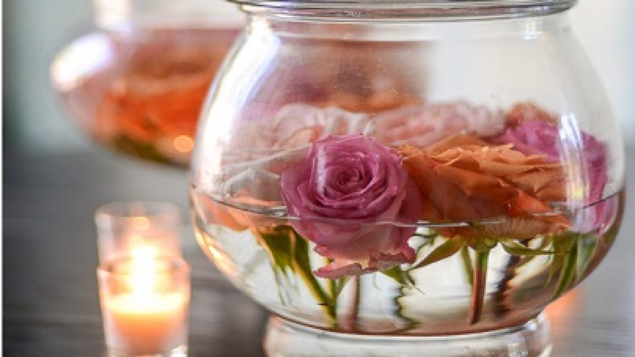 Utiliza frascos de boticario como centro de mesa - LaCelebracion.com, image size:1280x720