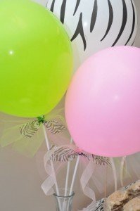 decoraciones con globos y tul