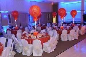 decoraciones con globos y tul