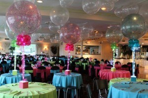 decoraciones con globos y tul